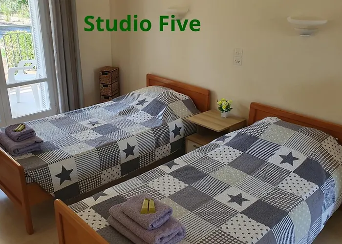 Kivotos Apartment Roda (Corfu)